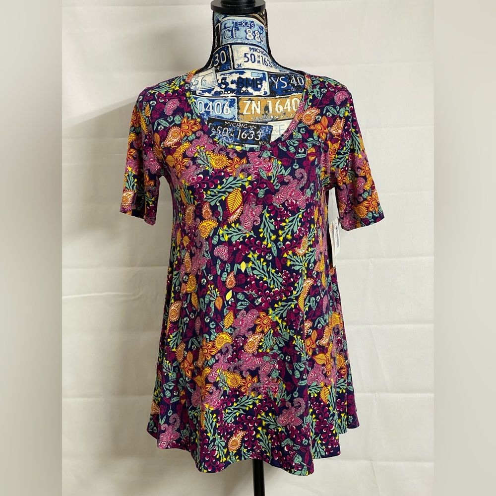 NWT Lularoe Sz XXS Perfect T shirt Length Sleeve Shirt Tee